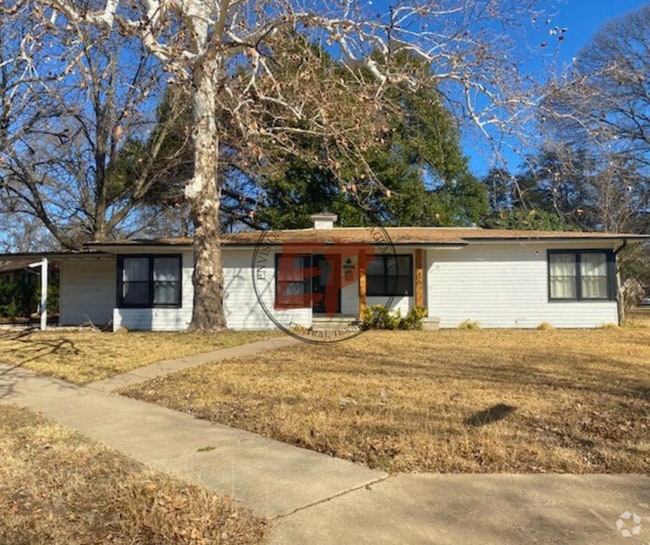 Building Photo - 3601 E Brookview Dr Rental