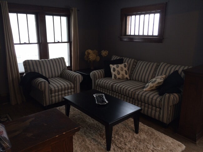 Photo - 431 Snelling Ave S