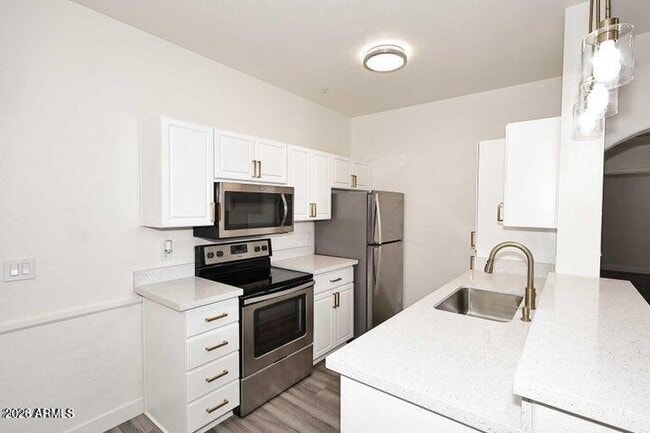 Photo - 9600 N 96th St Unidad 202