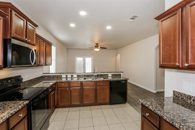 Photo - 12417 Shine Ave