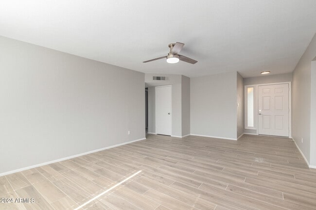 Photo - 7249 W Medlock Dr