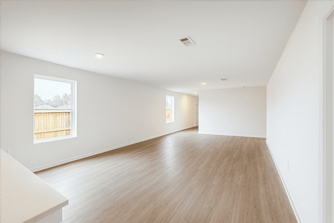 Photo - 861 Vlg Brk Dr