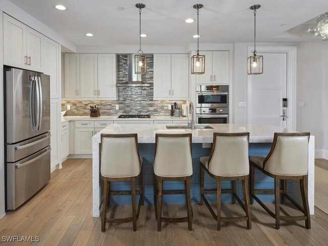 Building Photo - 1135 3rd Ave S