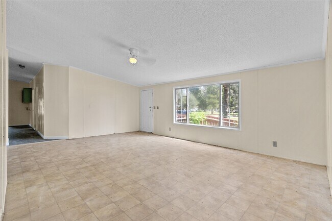 Photo - 177 County Rd 2803