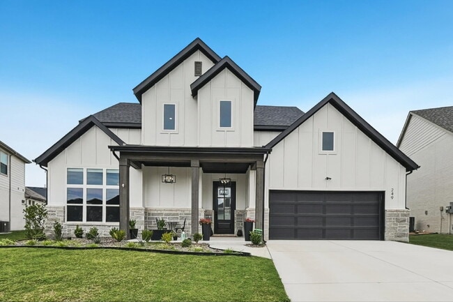 Building Photo - Luxury 4-bedroom, 3-bathroom home with an office and media room in Aledo!