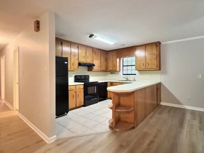 Photo - Updated 3 bedroom, 2 full bath in Prattville!