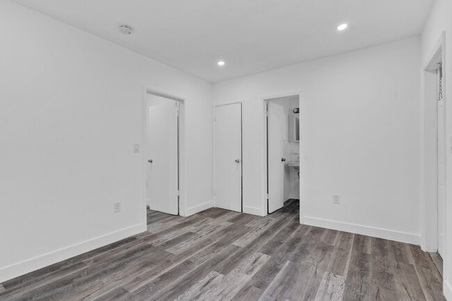 Photo - 46 NW 62nd St