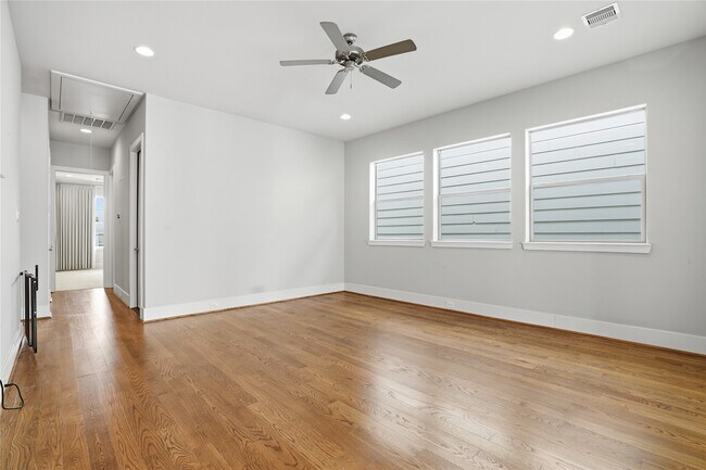 Photo - 4734 Aftonshire Dr