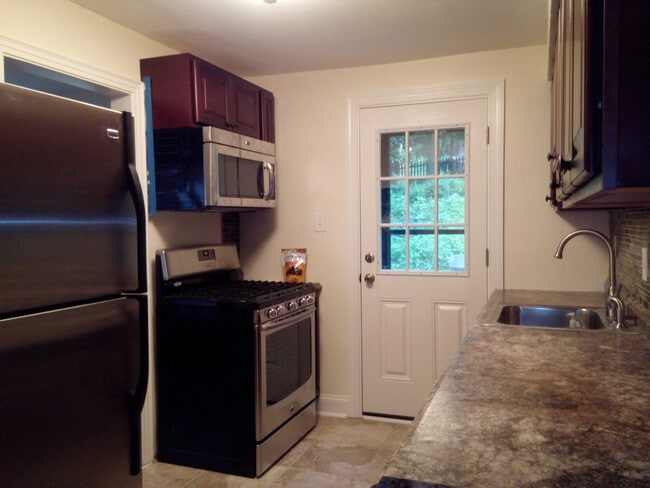 Photo - 118 Mount Lebanon Blvd