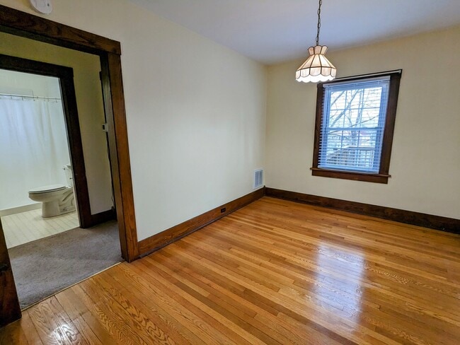 Photo - 412 Dupont Ave