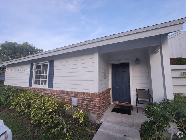 Building Photo - 13790 SW 147th Cir Ln Rental