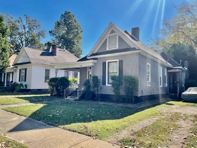 2053 Linden Ave Unit 3