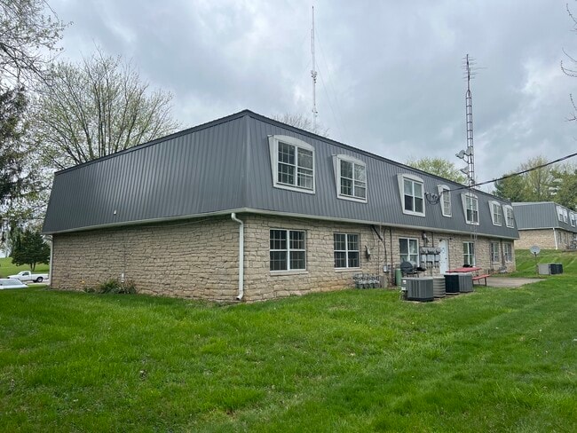 8 Unit Built 1971
