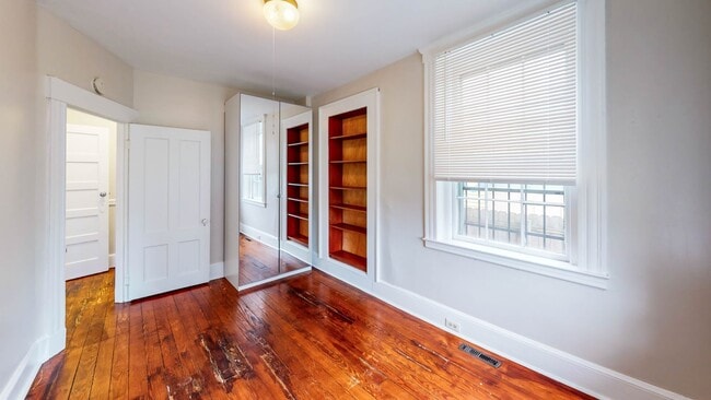 Photo - 542 Chapel St Unit 5 (1R)