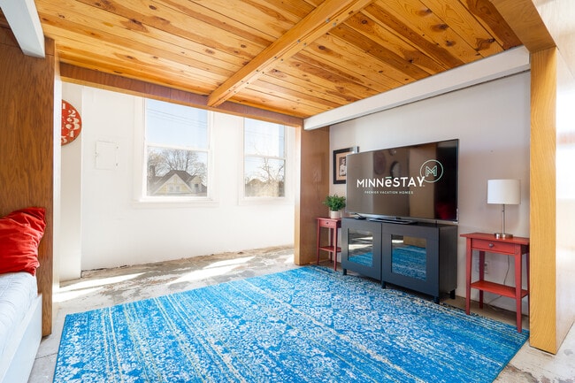 Photo - 2550 Pillsbury Ave S Unit 3