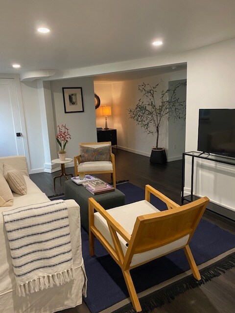 Photo - 2216 E Roanoke St