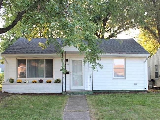 Building Photo - 1421 N Adams St