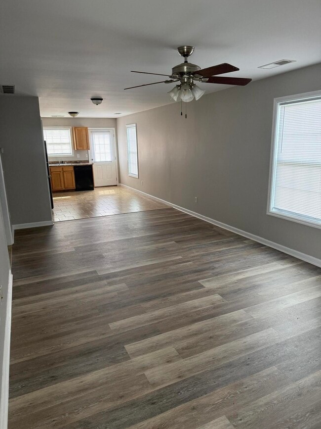 Photo - 8003 Wilburn Way