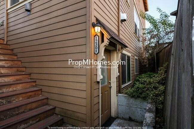 Building Photo - Light & Bright One Bedroom in Arbor Lodge! Rental