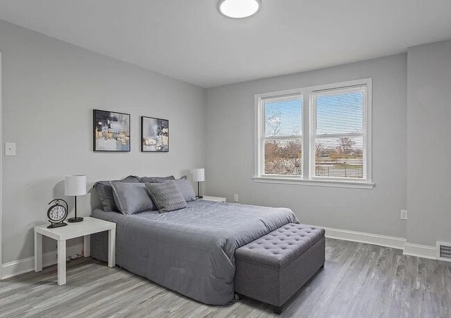 Building Photo - 5716 Leith Walk