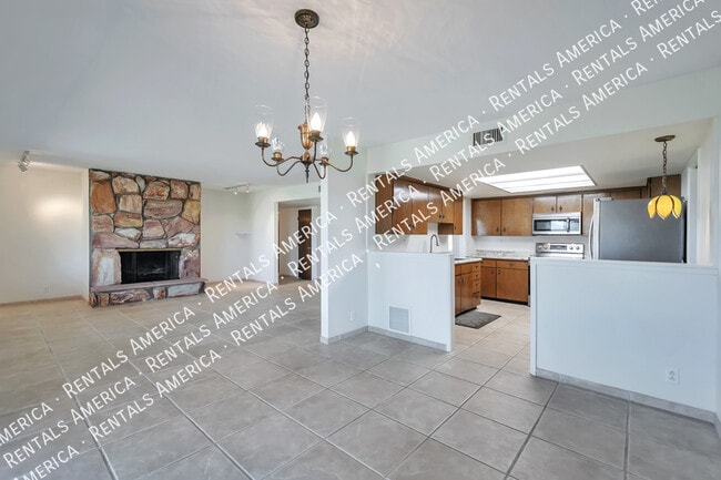 Photo - 3650 E Quenton Dr