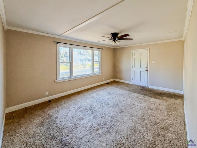 Photo - 607 McArthur Blvd