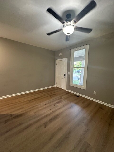 Photo - 715 N Spring St Unidad A