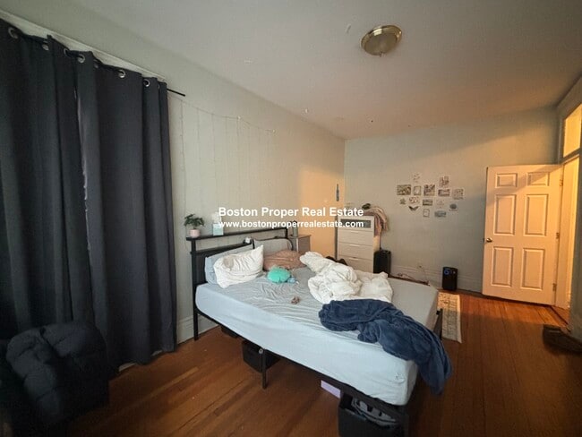 Photo - 80 Fenway St