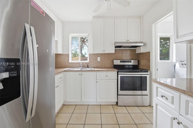 Photo - 7521 NW 1st Ave Unidad 7523
