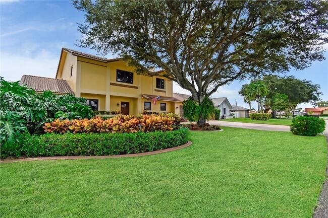 Photo - 14950 Featherstone Way House