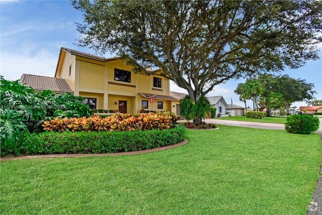 Building Photo - 14950 Featherstone Way Rental