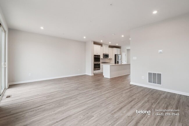 Photo - 3429 Saint Robin Ln