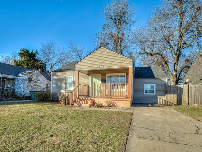 Building Photo - 1229 Meta Ave