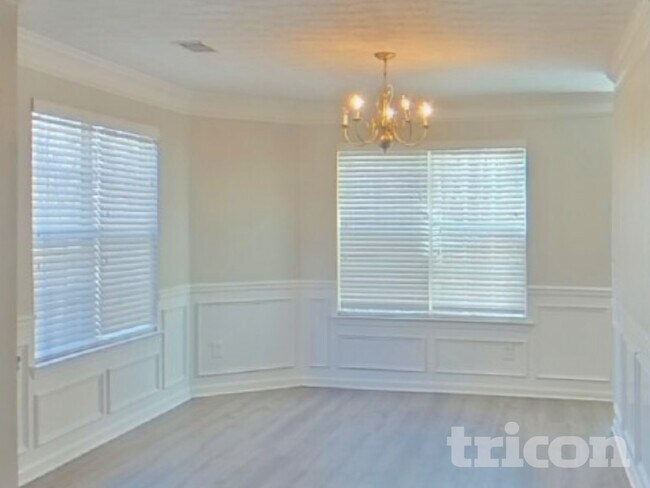 Photo - 10 St Charles Pl