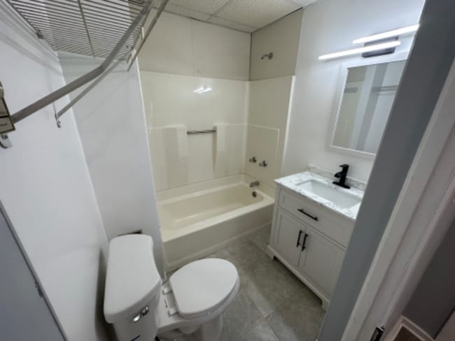 Photo - 618 Gibbons St Unidad 2