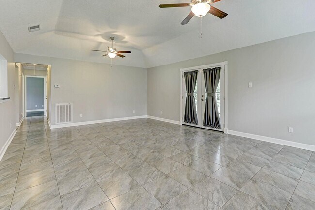 Photo - 1211 Diablo Dr