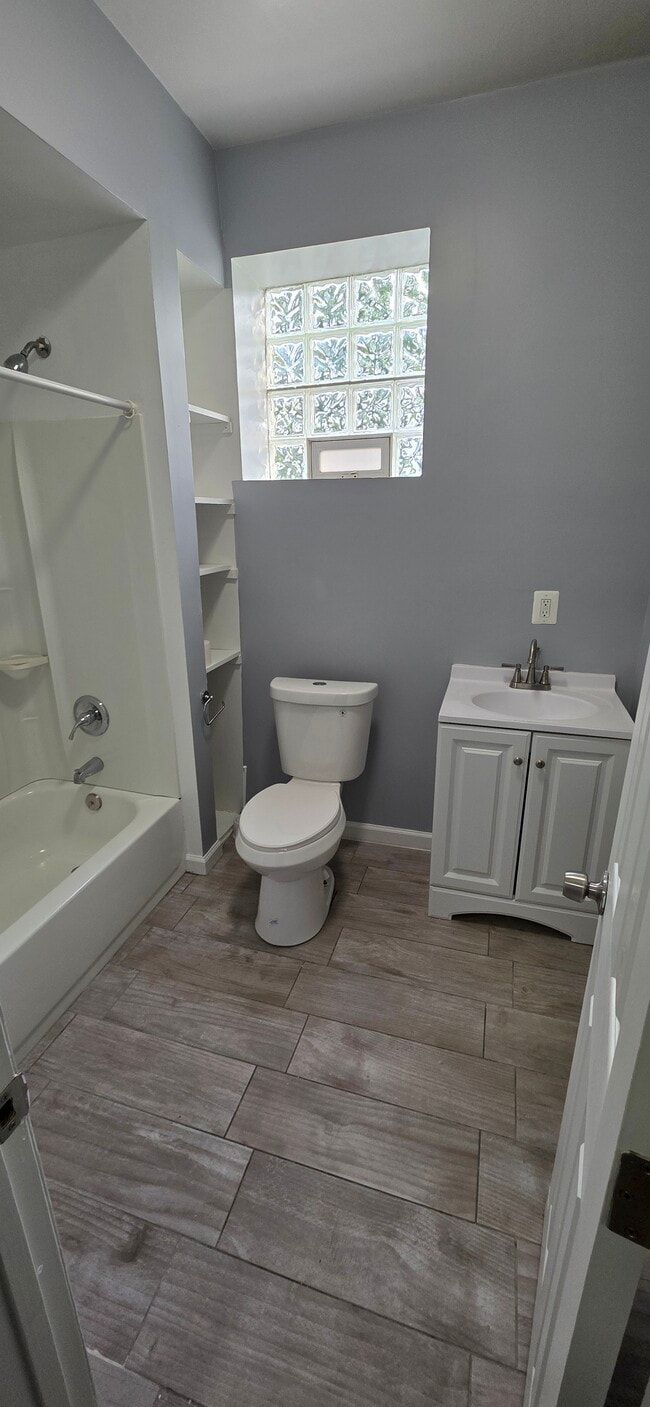Photo - 3629 W Garrison Ave Unit Apt 1