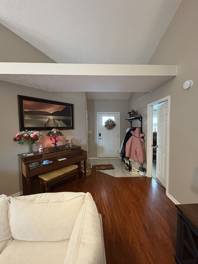 Photo - 3044 Village Park N Dr