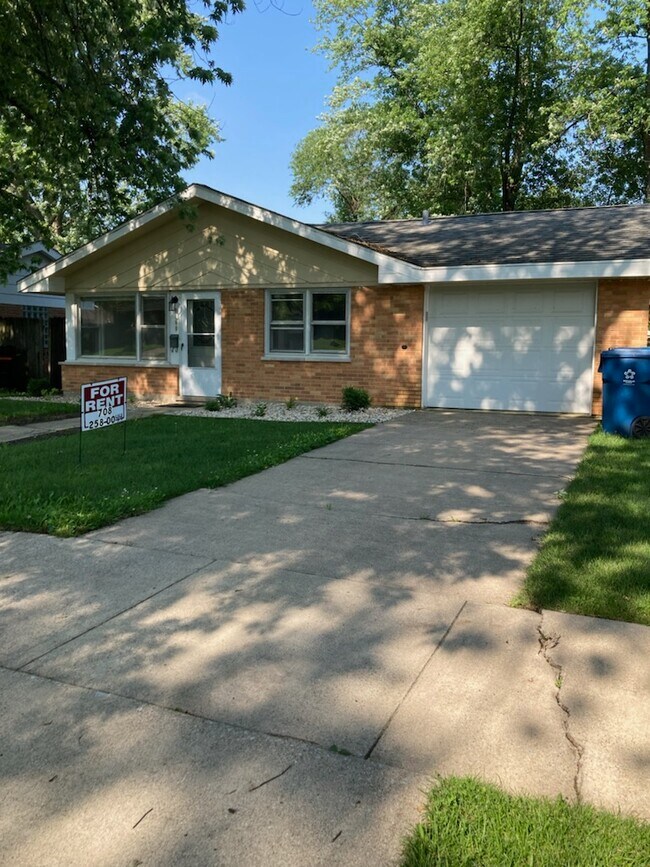 Apartments for Rent in Steger, IL