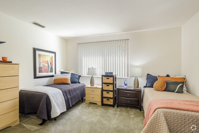 2HAB, 1.5BA - 1,100 ft² - Sorrento