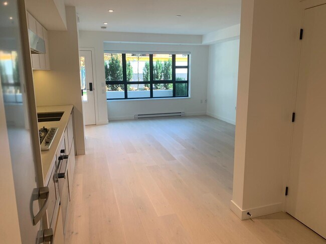 Photo - 540-540 W 28th Ave