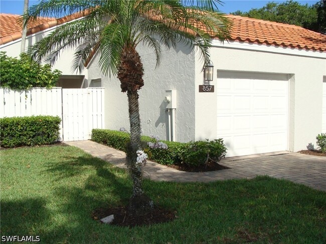 Photo - 857 Reef Point Cir