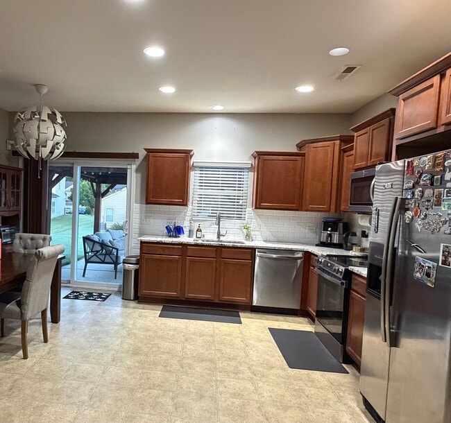 Photo - 13714 Porter Creek Rd