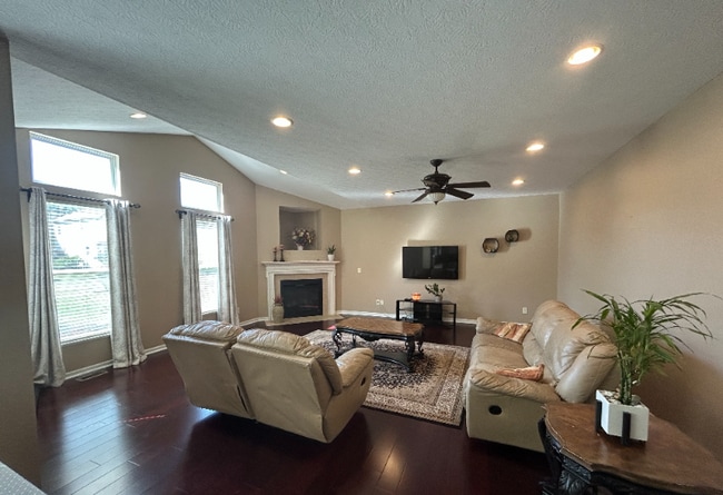 Photo - 7619 Mill Springs Dr