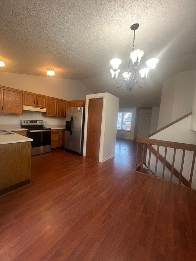 Photo - Spacious Tri-Level 3-Bedroom Home with Bonus Den | Briargate