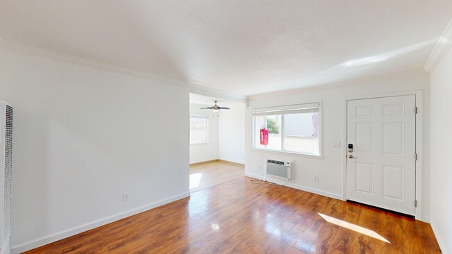 Building Photo - 335 Enfrente Rd Unit 30 Rental