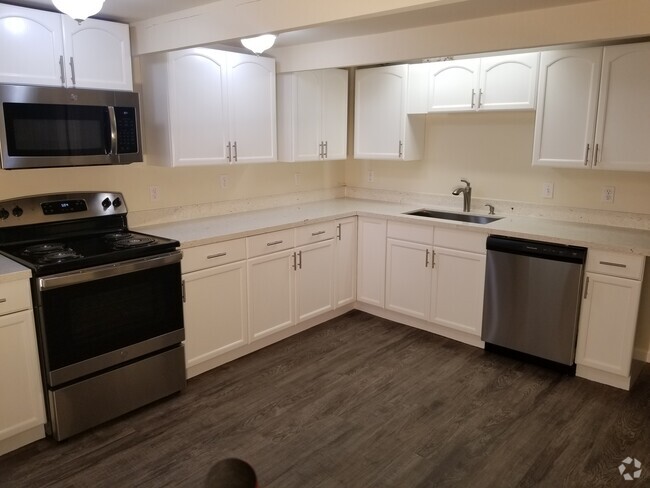 Kitchen - 14246 SE Allen Rd Rental