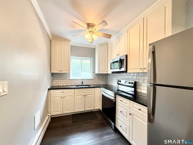 Photo - 900 Hope St Unit 3A