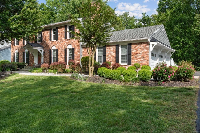 Photo - 799 Brackley Rd