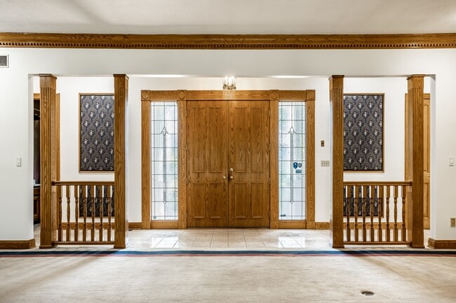 Photo - 9628 Summerlakes Dr